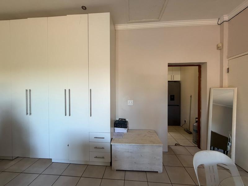 To Let 1 Bedroom Property for Rent in Grahamstown Eastern Cape